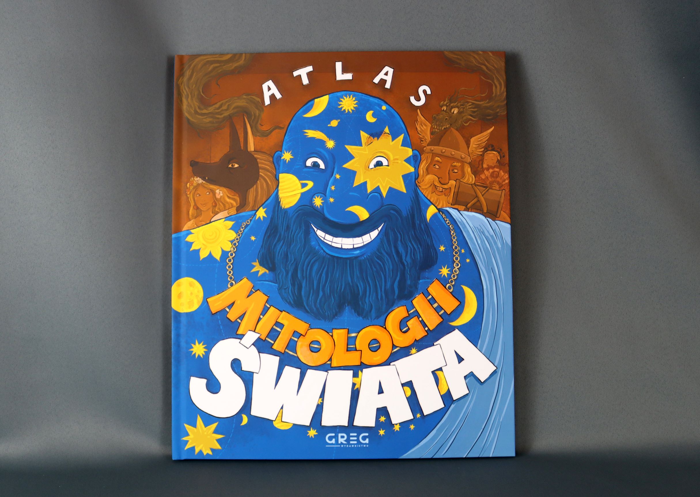 Atlas mitologii świata